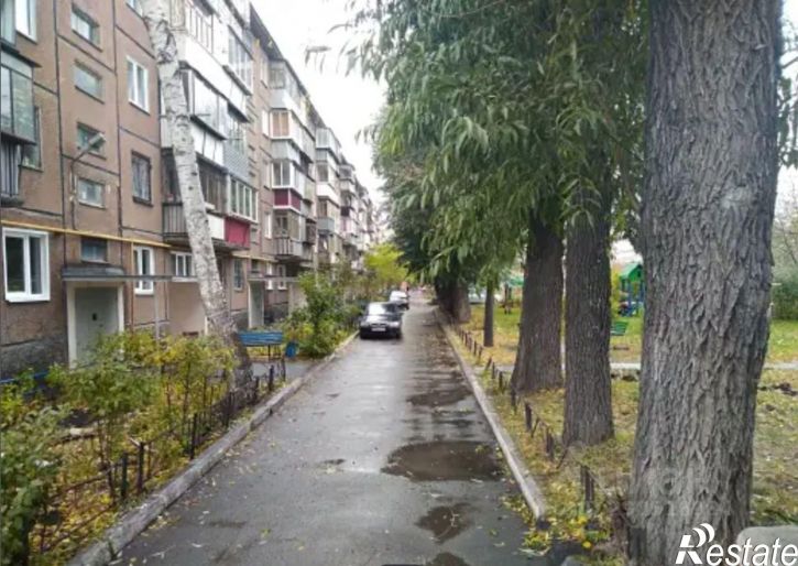 2-комн квартира улица Сулимова, 100,  д. 100
