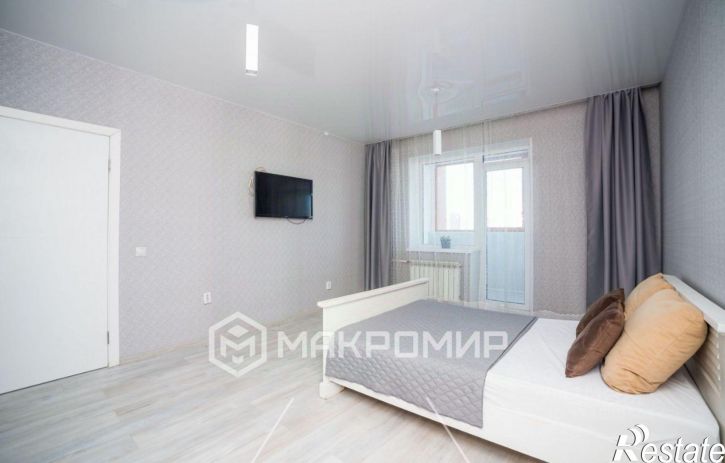 2-комн квартира улица Братьев Кашириных, 131,  д. 131
