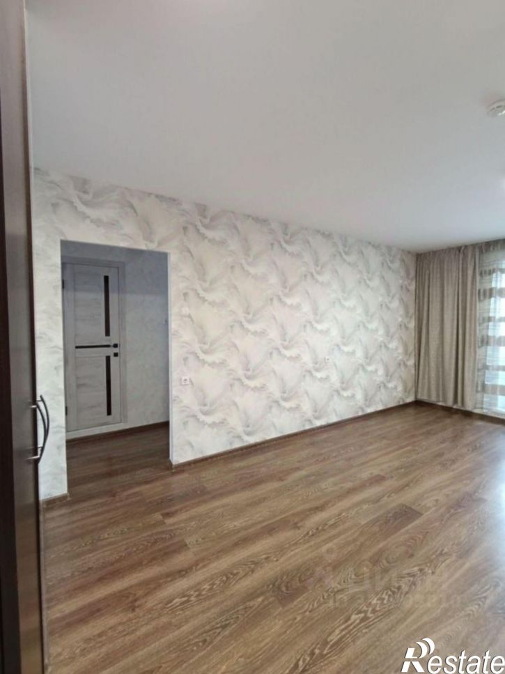 2-комн квартира улица Братьев Кашириных, 111,  д. 111