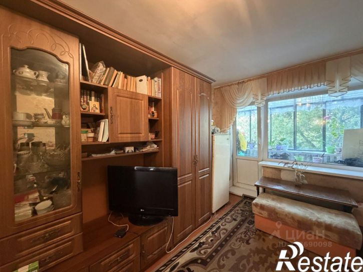 2-комн квартира улица Пети Калмыкова, 12,  д. 12