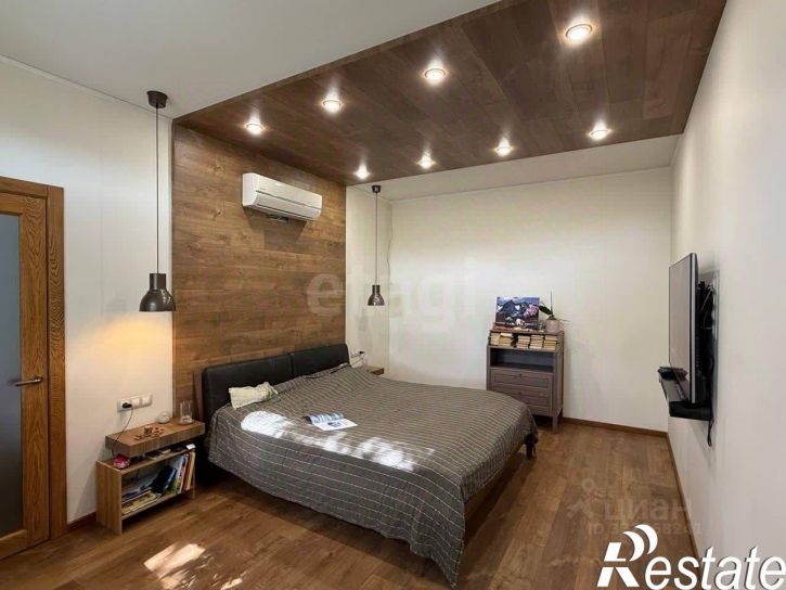3-комн квартира улица Богдана Хмельницкого, 35,  д. 35