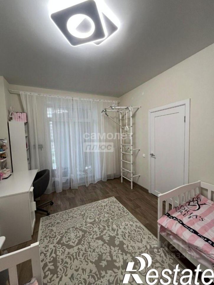 3-комн квартира проспект Родионова, 8,  д. 8