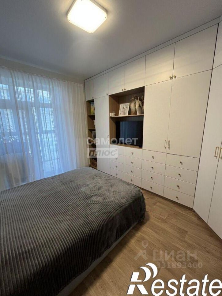 3-комн квартира проспект Родионова, 8,  д. 8
