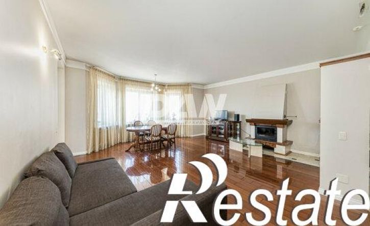 5-комн квартира улица Плеханова, 45,  д. 45