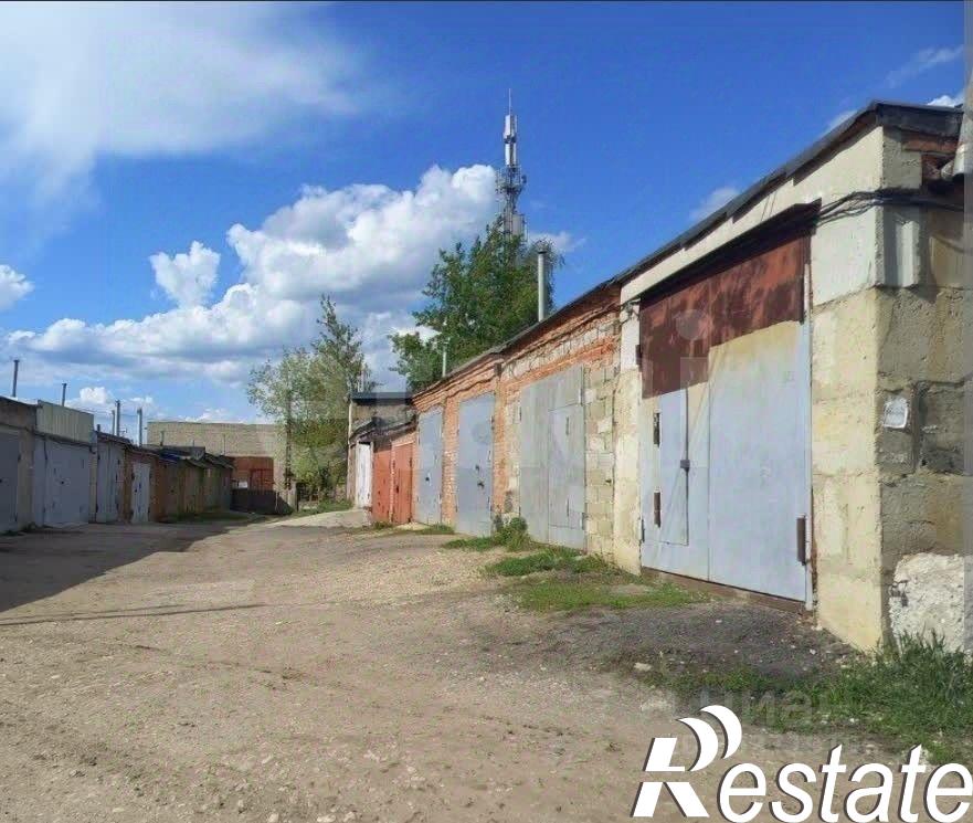 Купить гараж, место в паркинге за 1 000 010 рублей на Кирова, 8