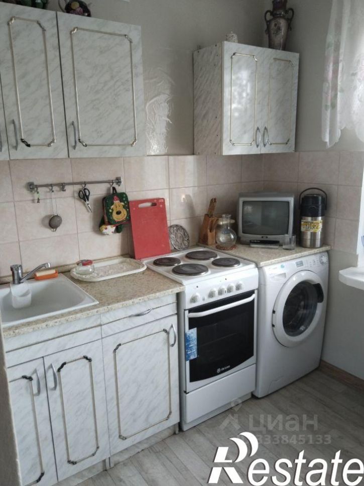 2-комн квартира улица Молодогвардейцев, 66Б,  д. 66Б