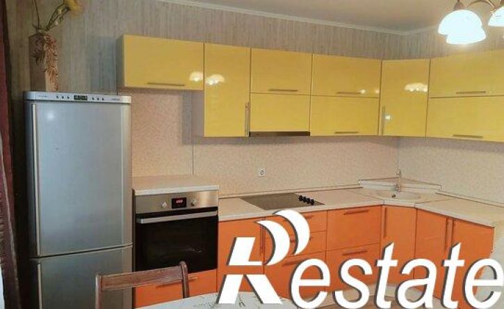 3-комн квартира улица Александра Шмакова, 33,  д. 33