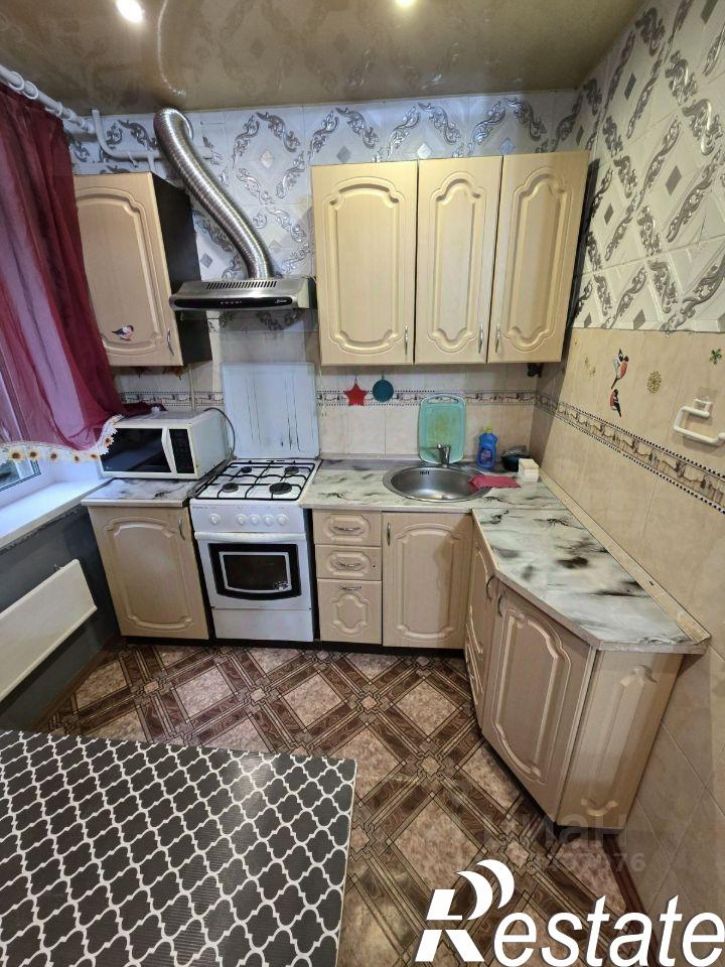 1-комн квартира улица Пети Калмыкова, 8,  д. 8