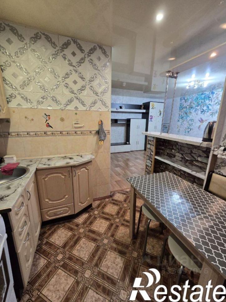 1-комн квартира улица Пети Калмыкова, 8,  д. 8