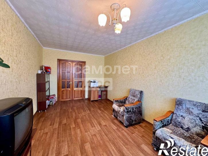 3-комн квартира улица Пети Калмыкова, 6А,  д. 6А