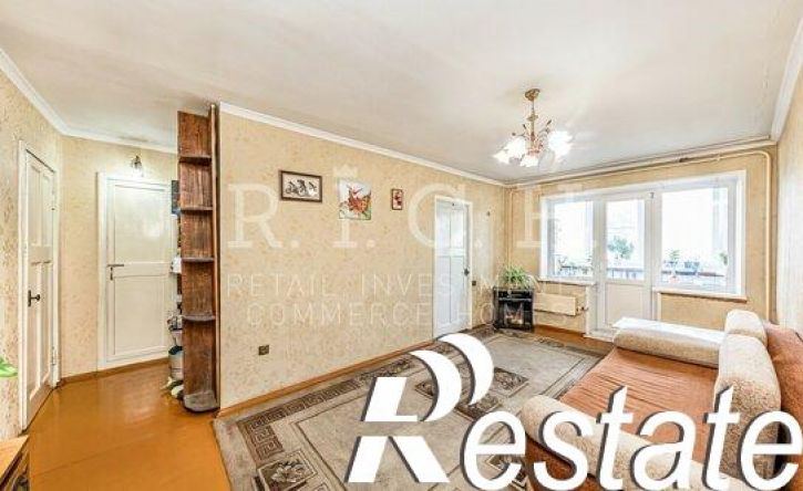 3-комн квартира улица Комаровского, 13,  д. 13