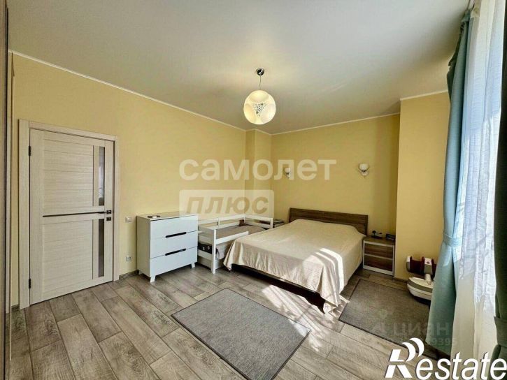 3-комн квартира улица Чичерина, 36В,  д. 36В