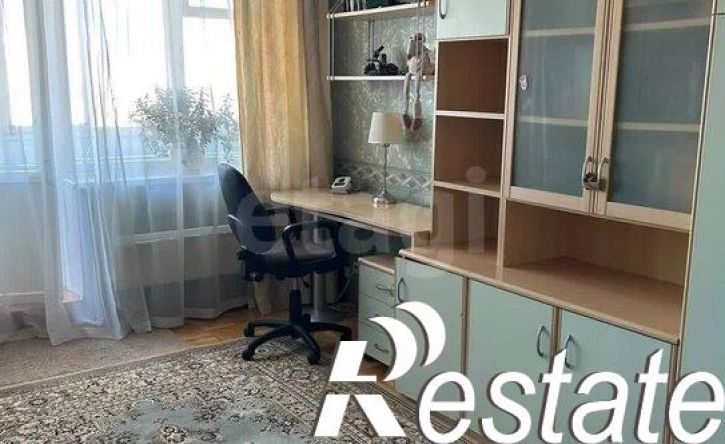 3-комн квартира улица Университетская Набережная, 40,  д. 40