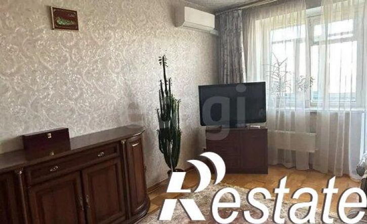 3-комн квартира улица Университетская Набережная, 40,  д. 40