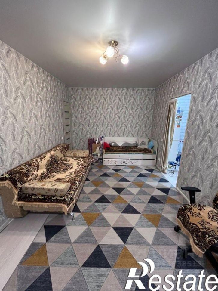 2-комн квартира улица Первого Спутника, 27,  д. 27
