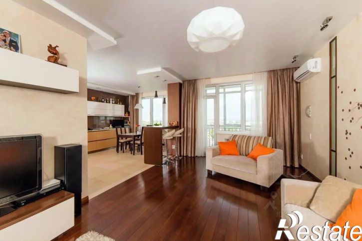 3-комн квартира улица Братьев Кашириных, 34А,  д. 34А
