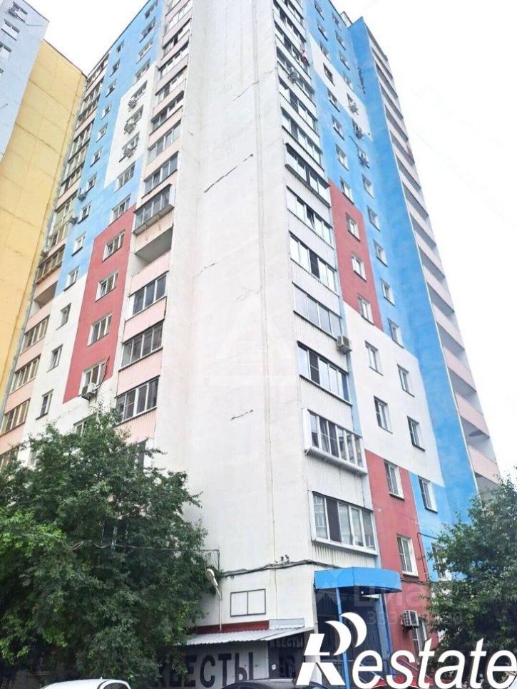 3-комн квартира улица Братьев Кашириных, 122А,  д. 122А