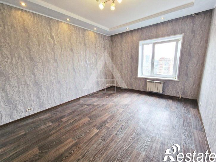 3-комн квартира улица Братьев Кашириных, 122А,  д. 122А