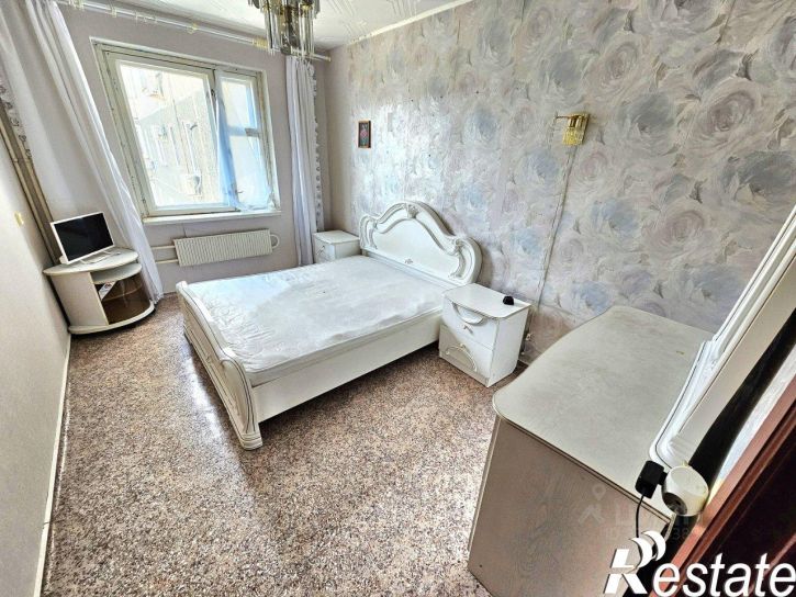 2-комн квартира Салютная улица, 21,  д. 21