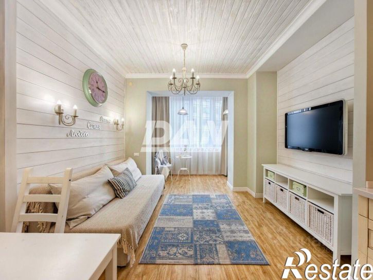 2-комн квартира улица Аношкина, 10,  д. 10