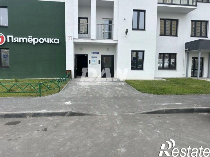2-комн квартира улица Университетская Набережная, 83,  д. 83