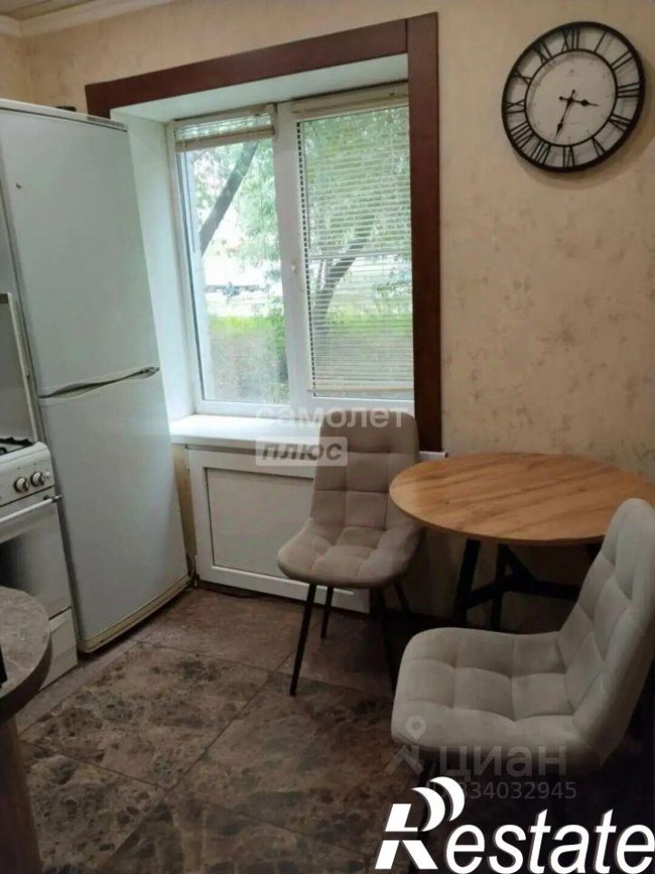 2-комн квартира улица Дзержинского, 90,  д. 90