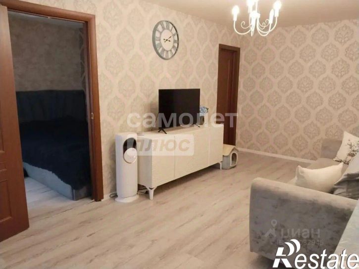 2-комн квартира улица Дзержинского, 90,  д. 90