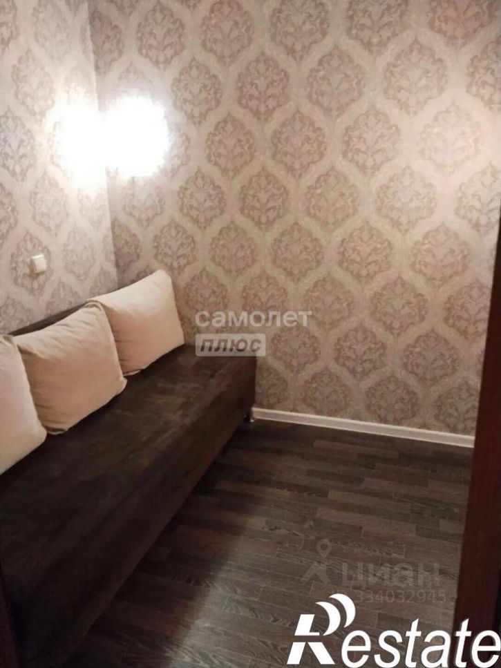 2-комн квартира улица Дзержинского, 90,  д. 90
