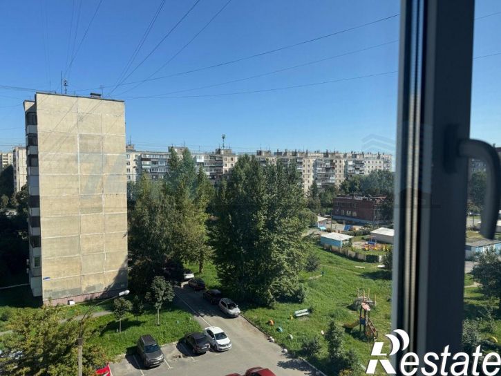 2-комн квартира Шуменская ул, 10