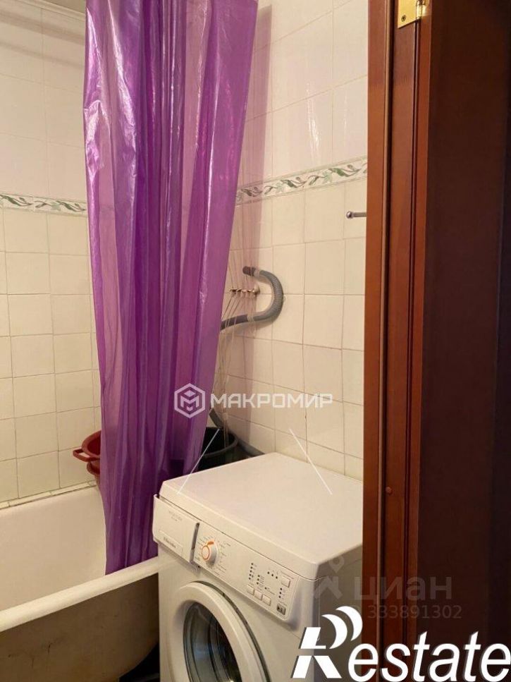 2-комн квартира улица Братьев Кашириных, 97,  д. 97