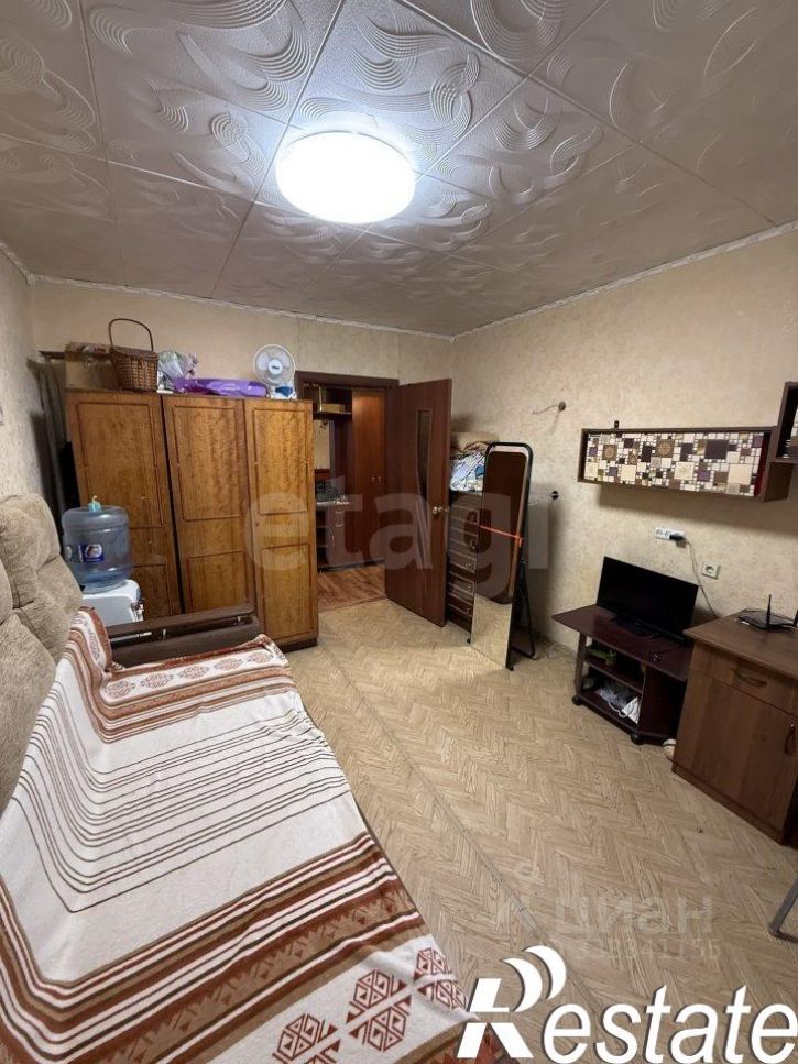 2-комн квартира улица Комарова, 110А,  д. 110А