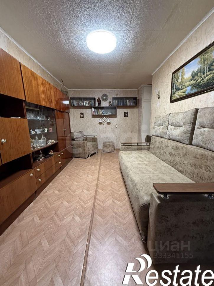2-комн квартира улица Комарова, 110А,  д. 110А
