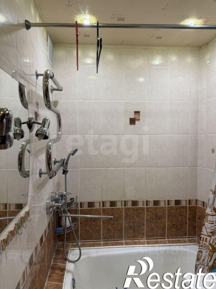 2-комн квартира улица Комарова, 110А,  д. 110А