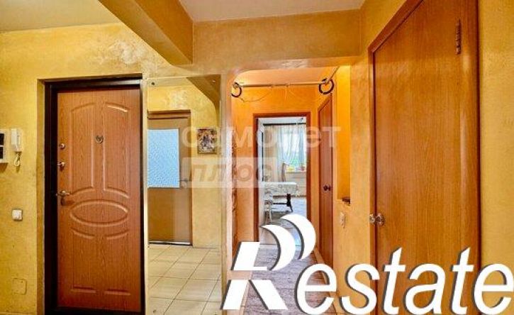 3-комн квартира улица Сталеваров, 80,  д. 80
