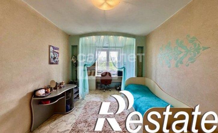 3-комн квартира улица Сталеваров, 80,  д. 80