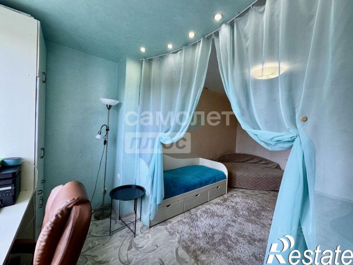 3-комн квартира улица Сталеваров, 80,  д. 80