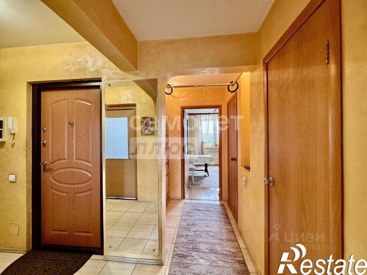 3-комн квартира улица Сталеваров, 80,  д. 80