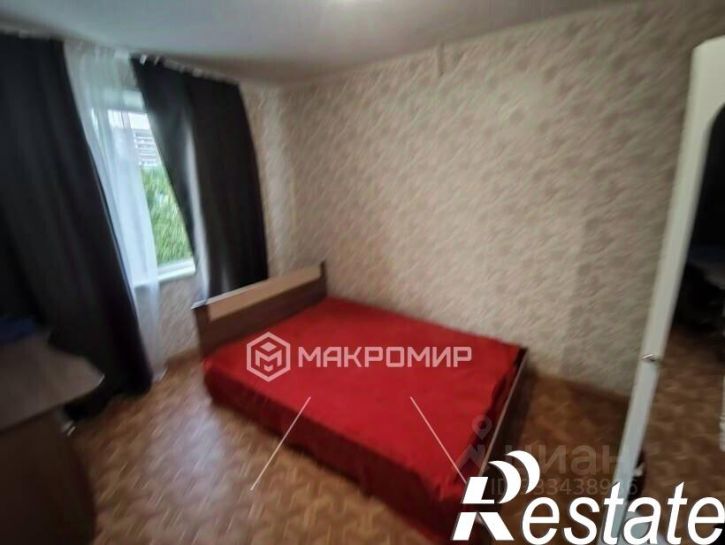 3-комн квартира улица Братьев Кашириных, 102,  д. 102