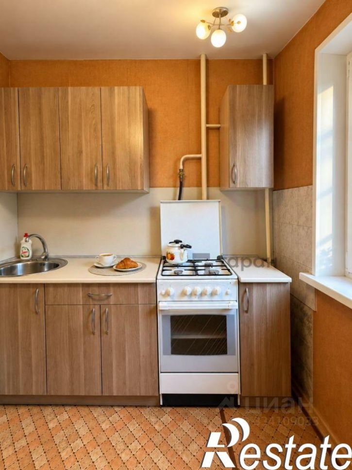 2-комн квартира улица Елькина, 84В,  д. 84В