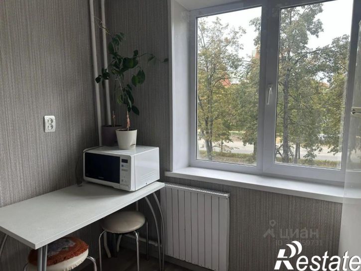 1-комн квартира улица 50-летия ВЛКСМ, 13,  д. 13