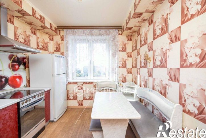 2-комн квартира улица Героев Танкограда, 118,  д. 118
