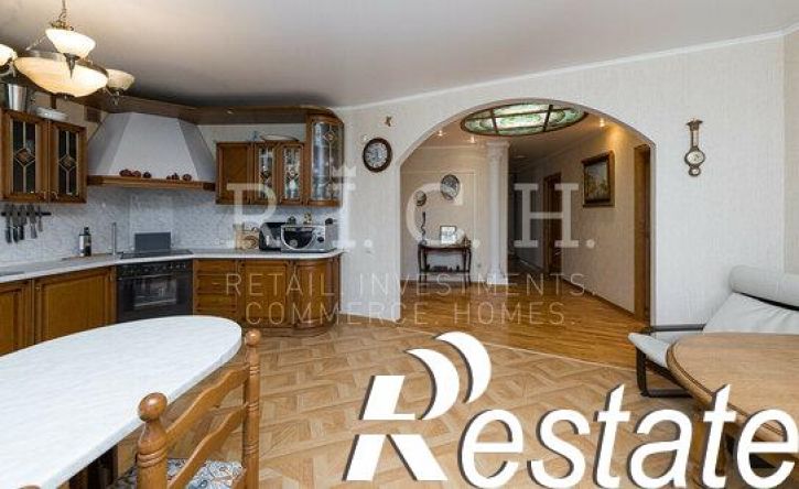 4-комн квартира улица Энгельса, 43Б,  д. 43Б