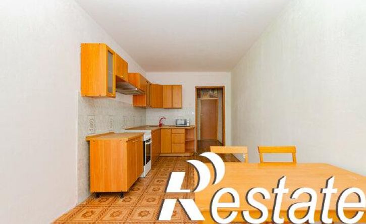 3-комн квартира улица Яблочкина, 21А,  д. 21А