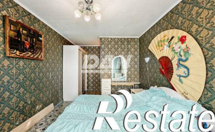 4-комн квартира улица Калинина, 11Г,  д. 11Г