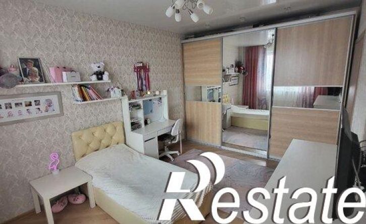 2-комн квартира улица 40-летия Победы, 3,  д. 3