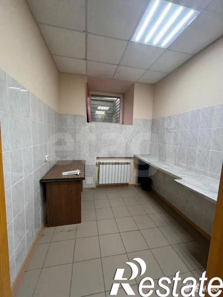 Торговое помещение улица Блюхера, 51,  д. 51