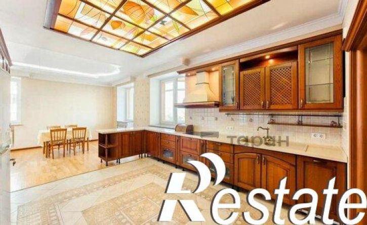 4-комн квартира улица Энгельса, 44Г,  д. 44Г