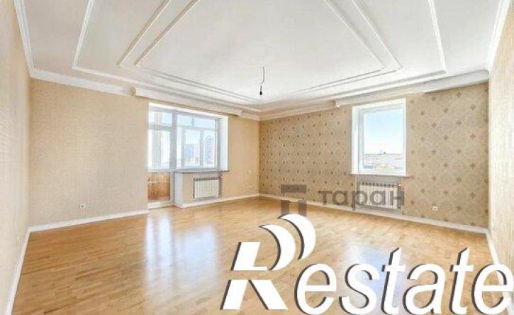 4-комн квартира улица Энгельса, 44Г,  д. 44Г