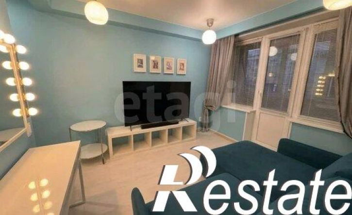 3-комн квартира улица Молодогвардейцев, 60А,  д. 60А