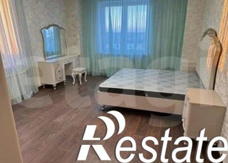 3-комн квартира улица Бейвеля, 3,  д. 3
